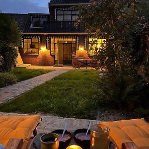 Luxury Home In Quiet Neighbourhood Near Beach